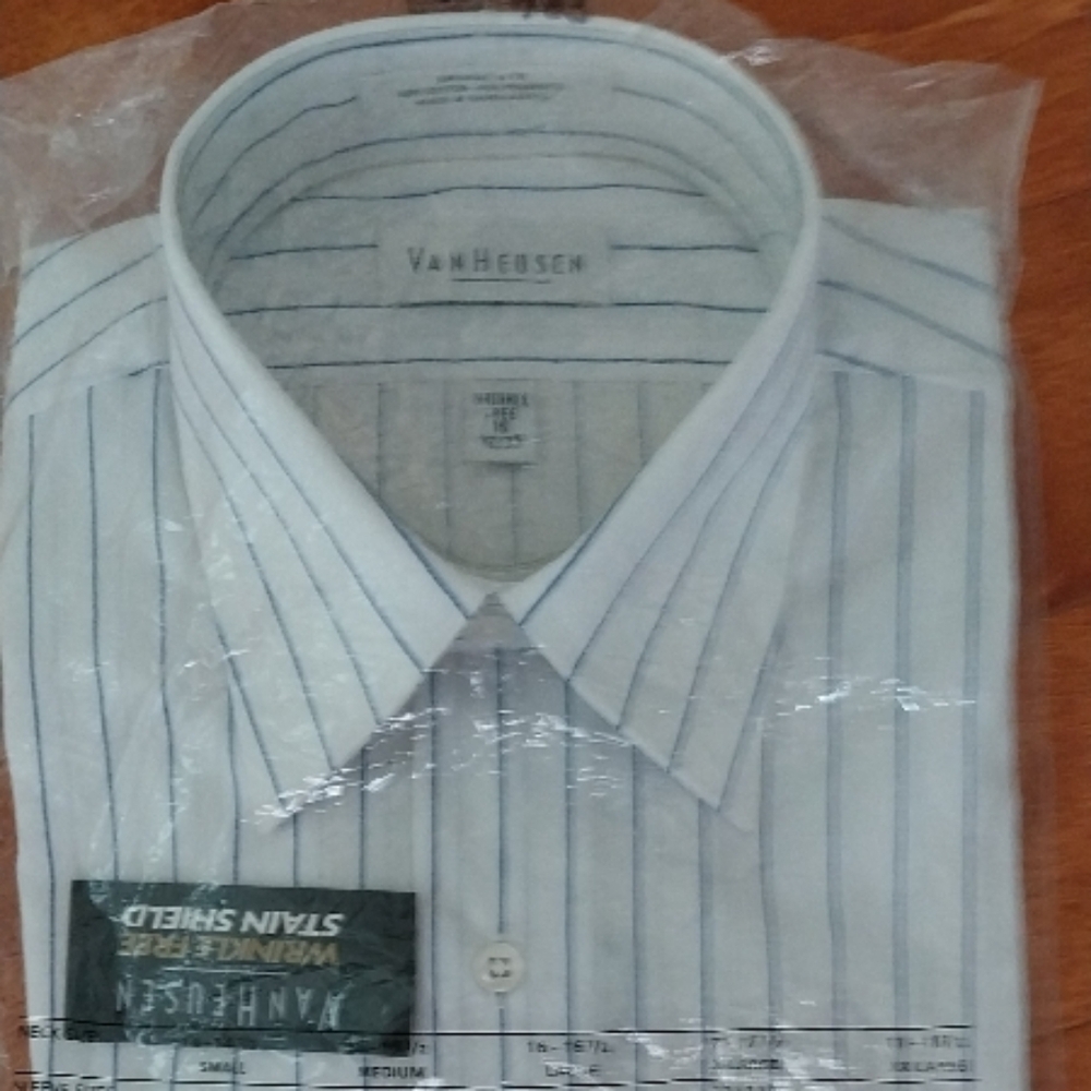 Van Heusen Men's Winkle free Striped Shirt